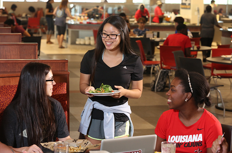BC students eat lunch in Cypress Dining Hall in the Student Union